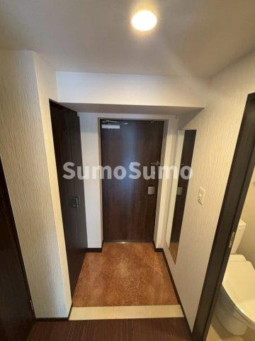 プレジオ恵美須の玄関