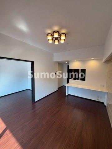 プレジオ恵美須の居間・リビング