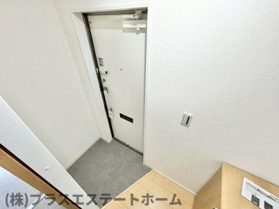 【玄関】 | アリビア明神町B