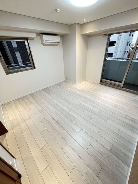 ザ・グランドビュー・オオサカの洋室