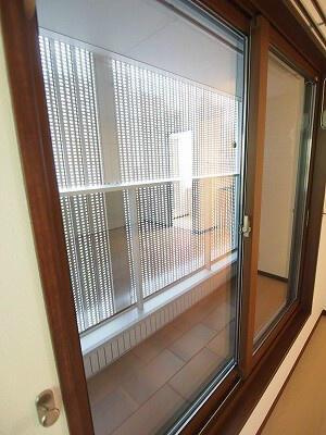 【バルコニー】 | エバーグリーン |  