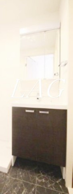 【洗面所】 | アイミング森下 | 洗面台です。