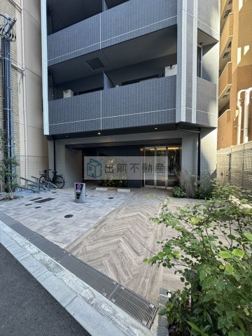 ルフォンリヴェント池袋のエントランス