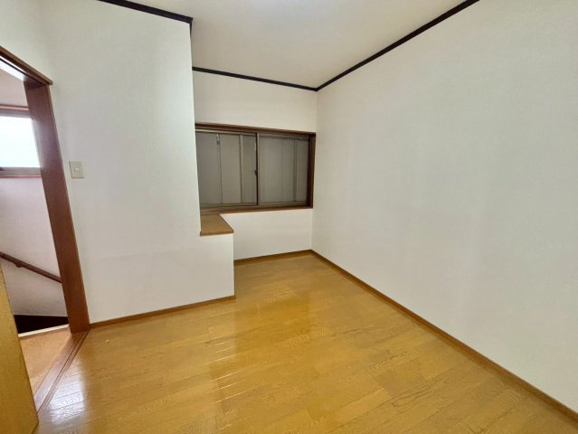 トミーハイツの洋室