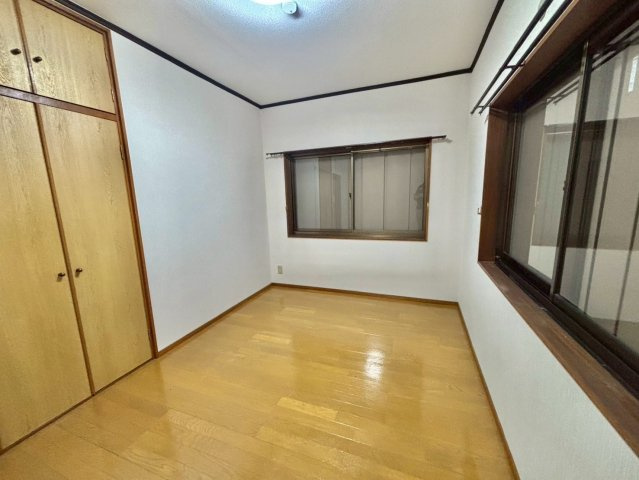 トミーハイツの洋室