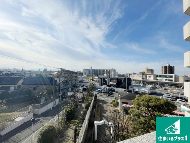 エンゼルハイム上野芝の展望|前面に棟がなく、少し高台になっているため眺望も良好！【現地写真】