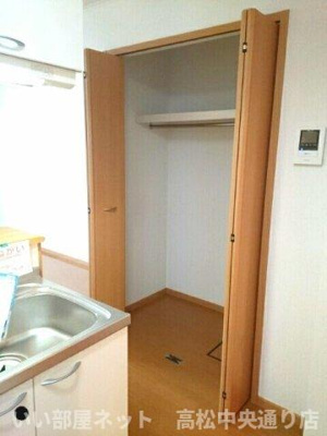 【収納】 | エクスブルーミナトＢ