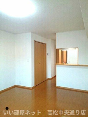 【内装】 | エクスブルーミナトＢ