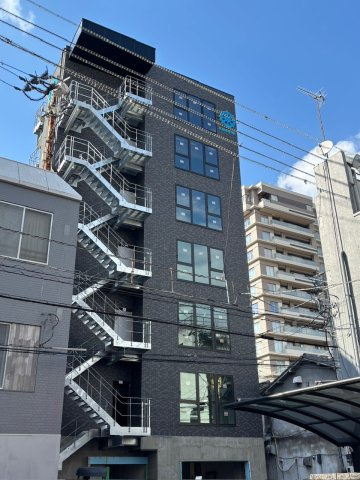パラダイスシティ二番町　１階