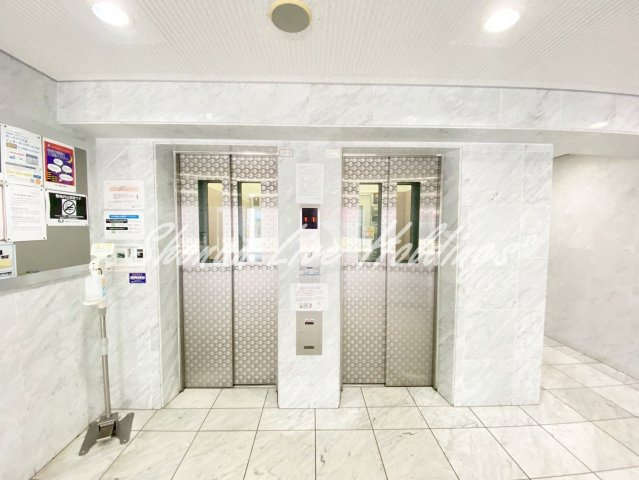 グランド・ガーラ横濱万世町のその他共用部分|エレベーター2基完備♪