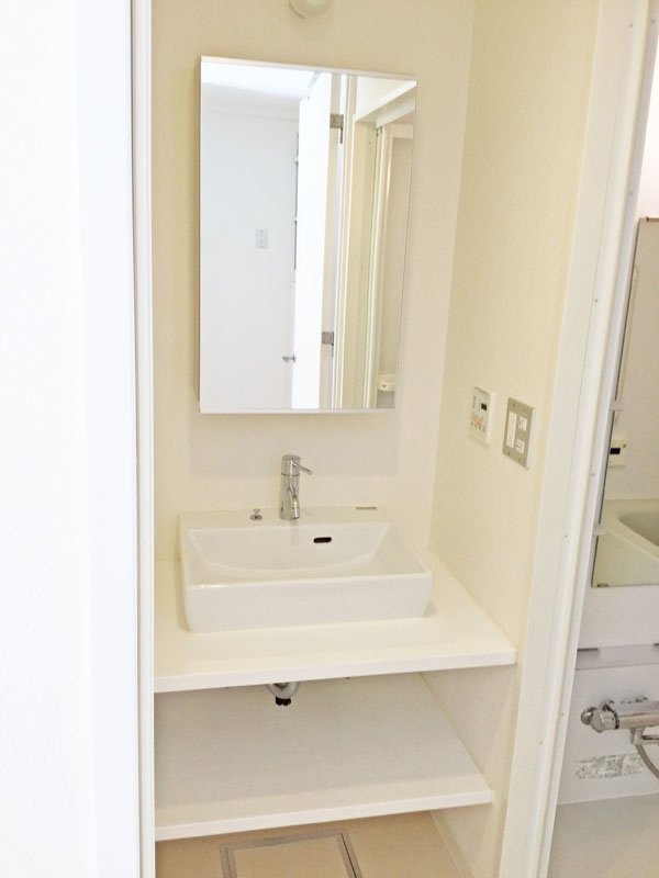 大阪市西区九条南２丁目の賃貸マンションの洗面所