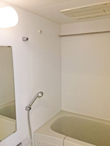 大阪市西区九条南２丁目の賃貸マンションの浴室