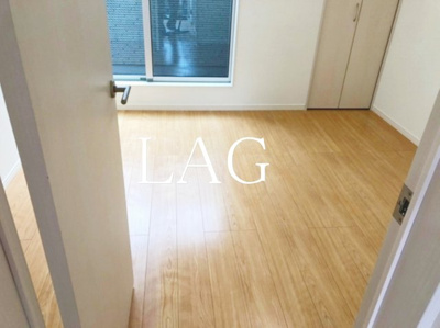 【居間・リビング】 | アレーゼ松戸(アレーゼマツド) | 洋室のお部屋です。