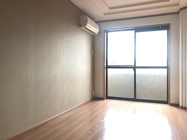 ヴァレーレの寝室|洋室