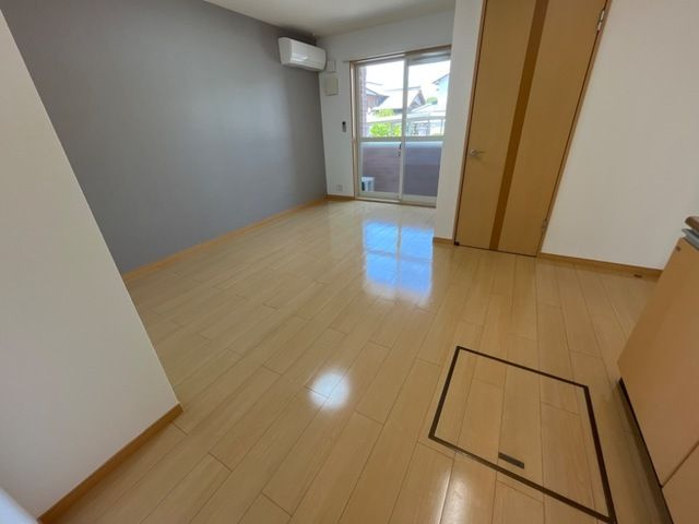 ミルキーハウスの居間・リビング