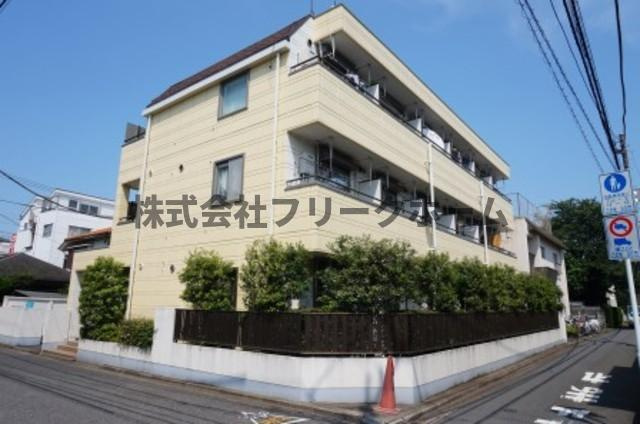 武蔵野市吉祥寺東町１丁目の賃貸マンションのエントランス