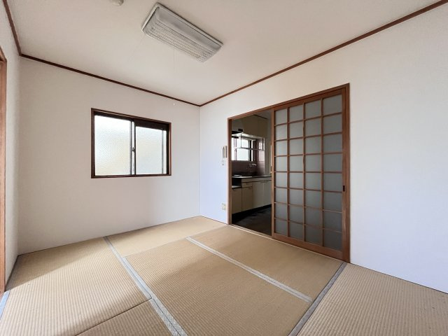ジュネスあびこの居間・リビング