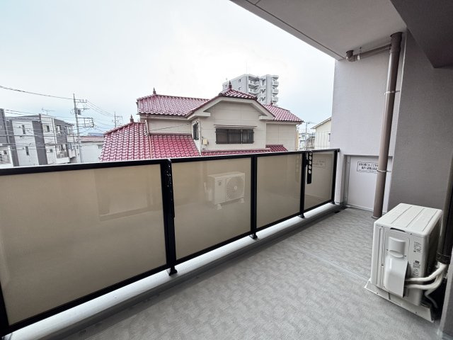 RJRプレシア川口のバルコニー