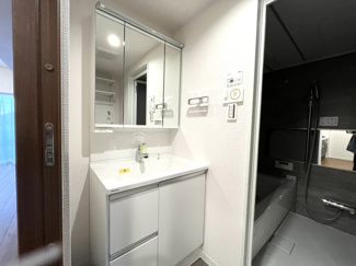 【独立洗面台】 | ライオンズマンション市川広尾