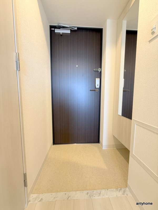 エスリード大阪城EAST　仲介手数料無料の玄関