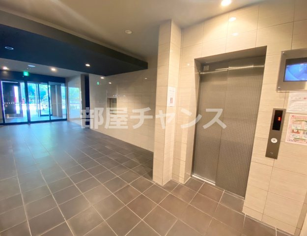 プレサンス錦ラウムのロビー