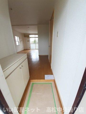 【玄関】 | ニューシティー八栗口Ｂ