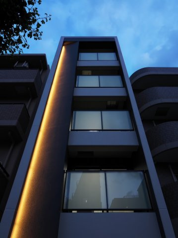 EUNICA甲南山手の外観