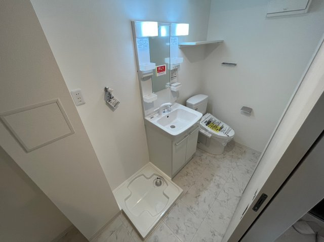 EUNICA甲南山手の洗面所