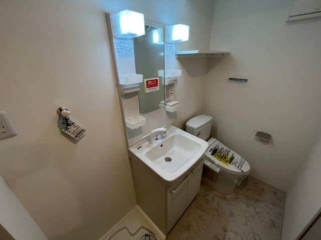 EUNICA甲南山手の洗面所