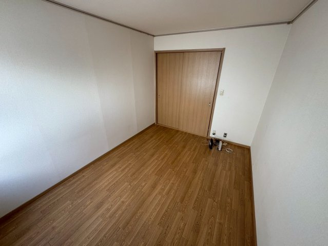 エステートピア豊中北A棟の居間・リビング