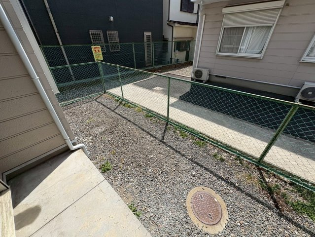 エステートピア豊中北A棟の庭