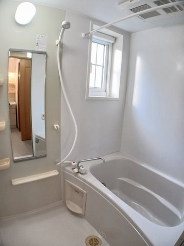 ソレイユの浴室