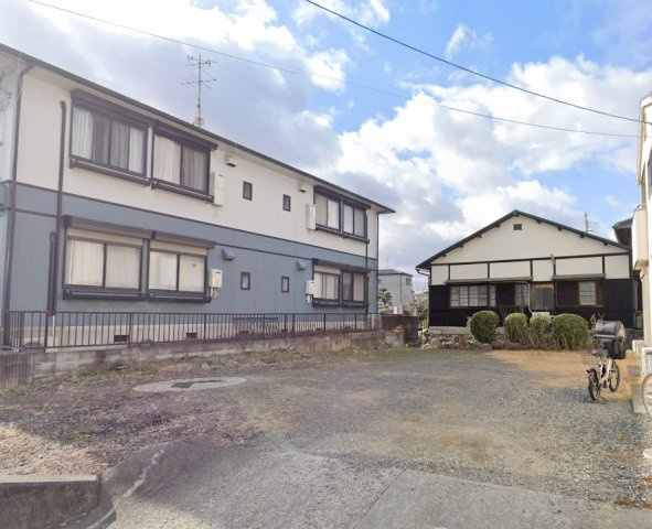 石田貸家の駐車場