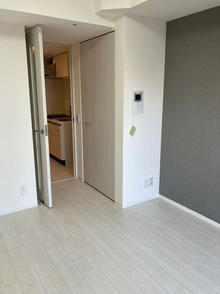 メイクス矢場町Ⅱの居間・リビング