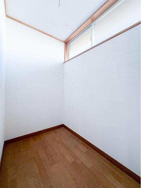 宇都宮市峰町　2ＳＬＤＫ　中古住宅の洋室