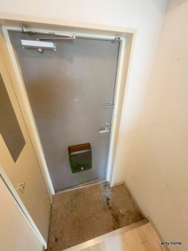 メゾン・ド・セジュール　仲介手数料無料の玄関