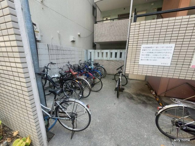 メゾン・ド・セジュール　仲介手数料無料の駐車場