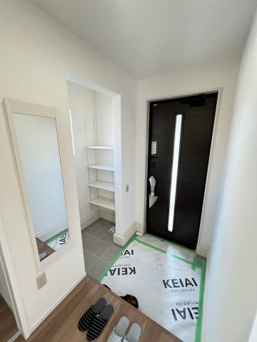 【玄関】 | 福岡市東区舞松原3丁目1期　3号棟（全3棟）【仲介手数料無料・0円】 | 現地写真。