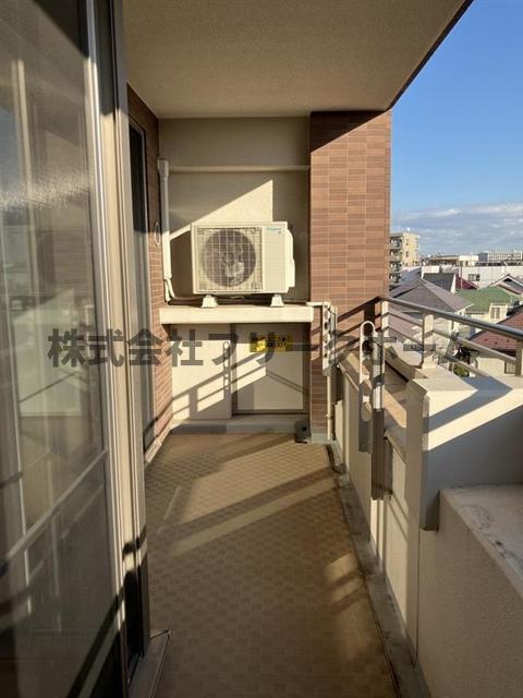 パークハウス吉祥寺北町グローヴⅣのバルコニー