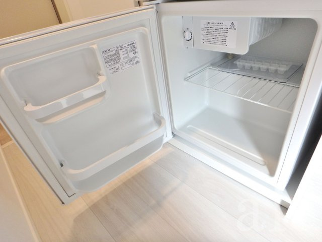 STAYGOLD EGOTA(ステイゴールド エコダ)の設備|キッチン下にはミニ冷蔵庫　※別部屋参照