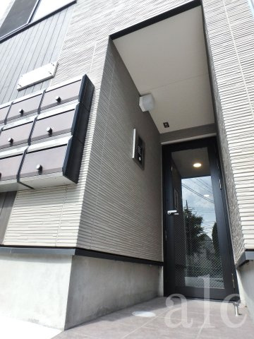 STAYGOLD EGOTA(ステイゴールド エコダ)のエントランス|オートロックエントランス