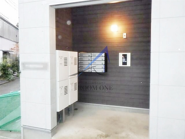 シュガール西前のエントランス|エントランスです。