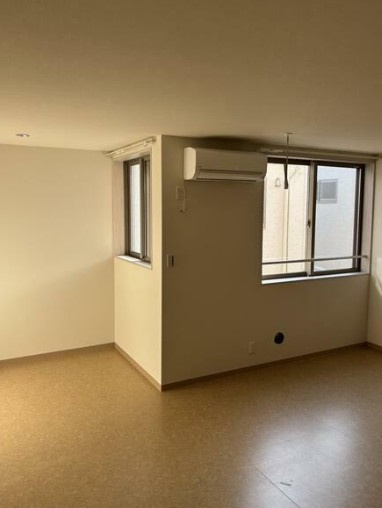 バウムハウス本宿の居間・リビング