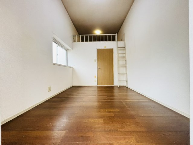 コスモアーバンの居間・リビング|別号数タイプ