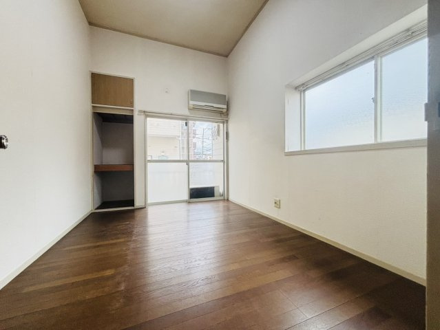 コスモアーバンの居間・リビング|別号数タイプ