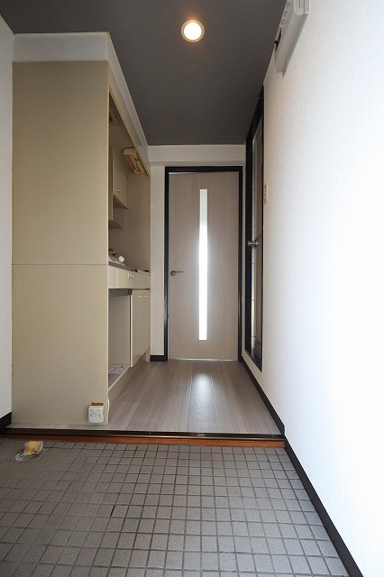 カーサ向洋の玄関