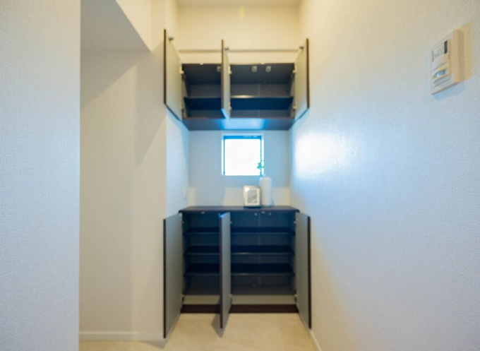 ライオンズマンション両国リバーステージの収納|下足入れ