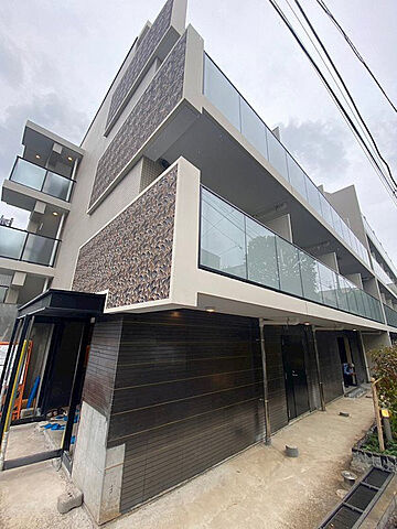 新宿区富久町の賃貸マンションの外観