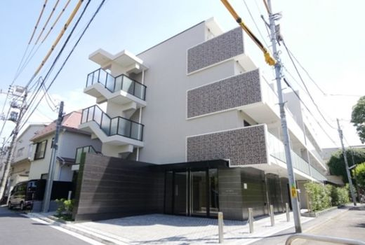 新宿区富久町の賃貸マンションの外観