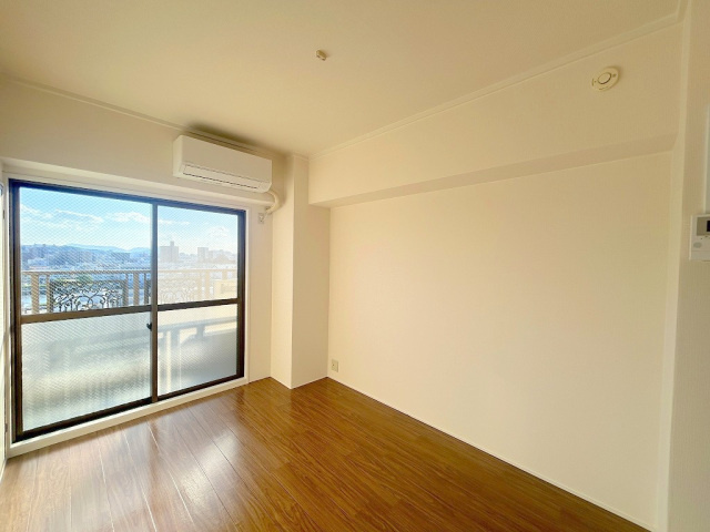 大州タワーの居間・リビング